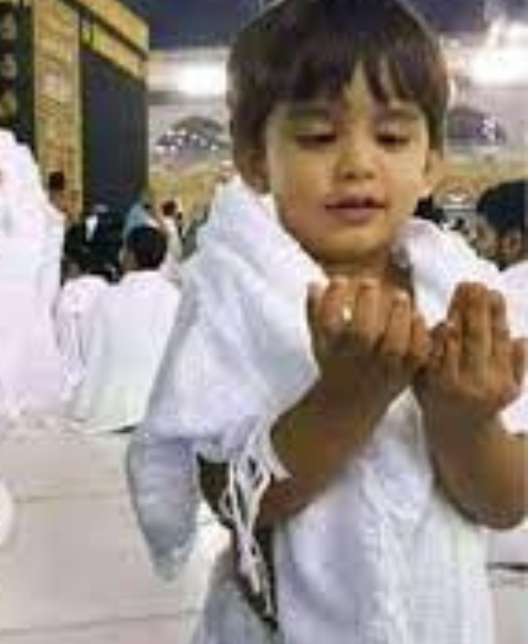 ইবাদতের মাধ্যমে আল্লাহর নৈকট্য লাভ